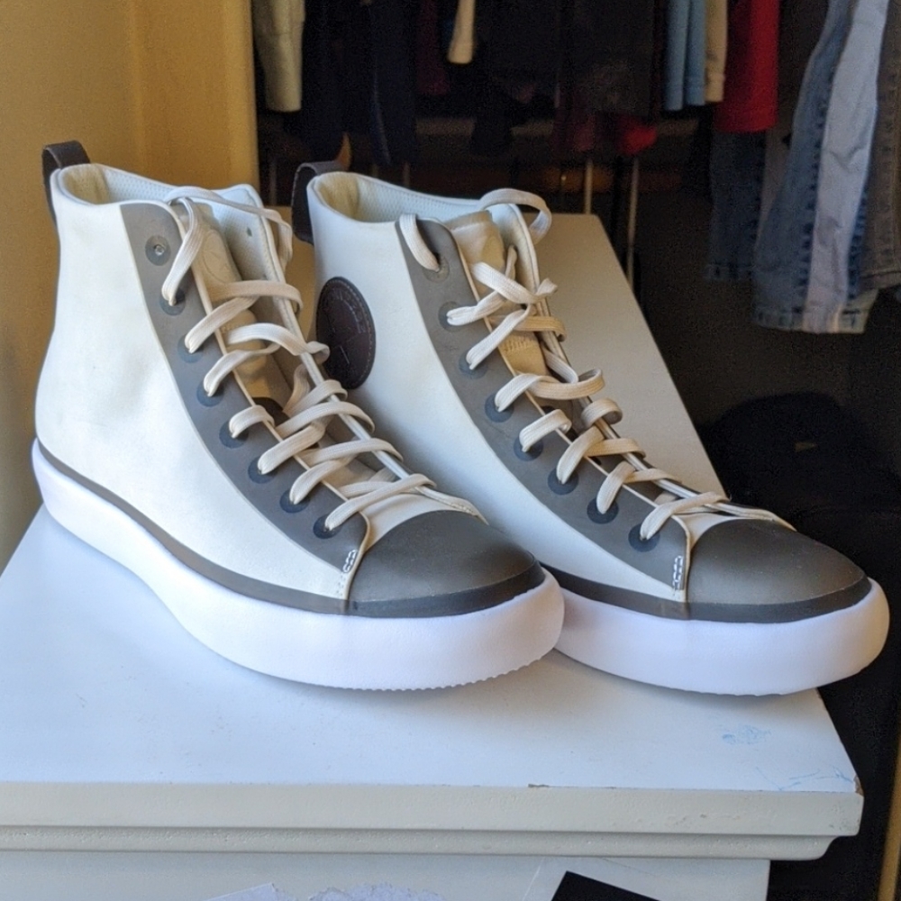 Converse High Tops Men's Size 10